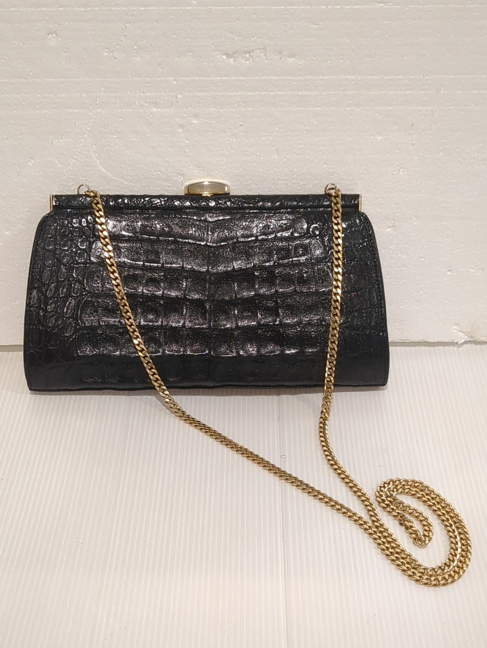 Black Italian Vintage Croc-Embossed Chain Shoulder Bag